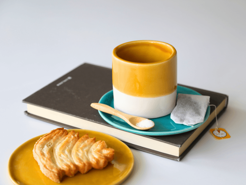Tazza mug giallo miele